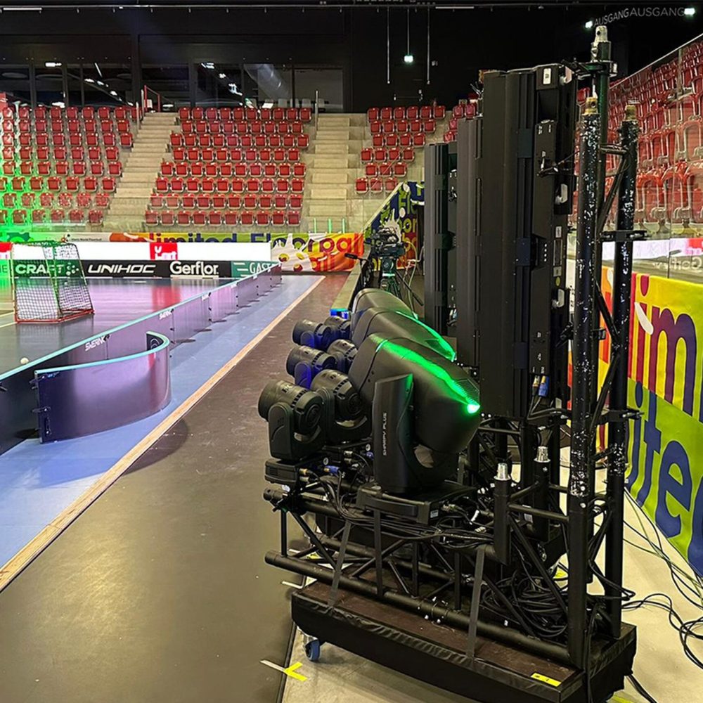 5unihockey-wm-2022.jpg__1500x1000.0_q85_HIGH_RESOLUTION_crop-smart_subsampling-2_upscale@2x