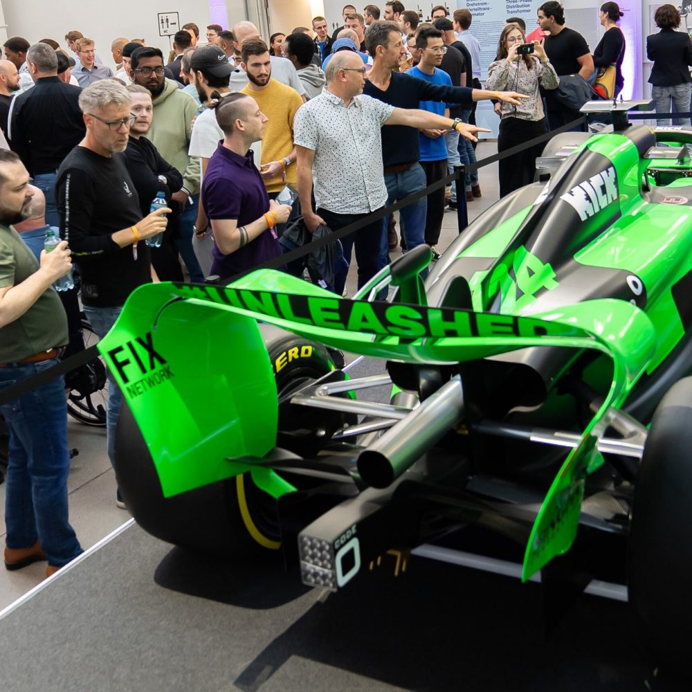 accelleron-web-2.jpg__1500x1000.0_q85_HIGH_RESOLUTION_crop-smart_subsampling-2_upscale@2x