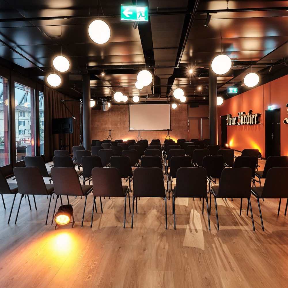 _dsf0310-winkler-offset-low.jpg__1500x1000.0_q85_HIGH_RESOLUTION_crop-smart_subsampling-2_upscale@2x