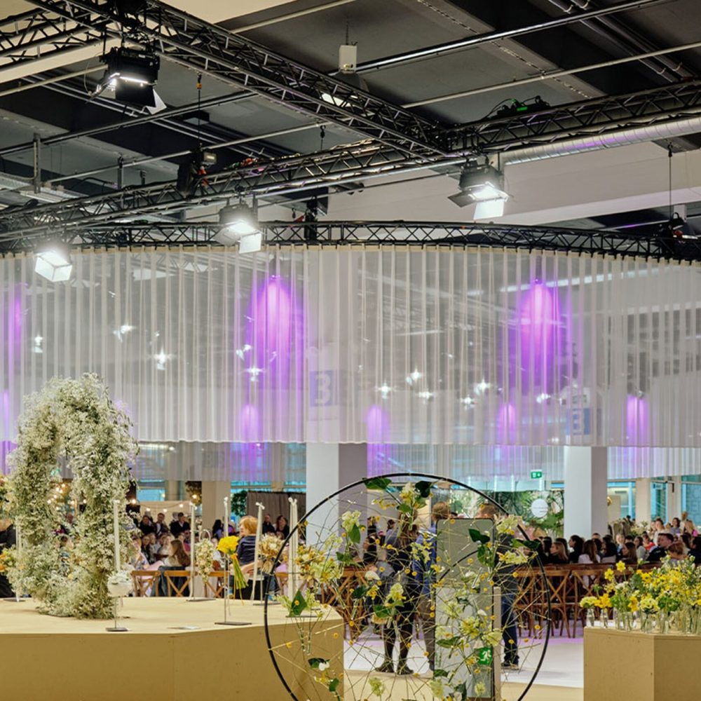 swiss-wedding-world-winkler3.jpg__1500x1000.0_q85_HIGH_RESOLUTION_crop-smart_subsampling-2_upscale@2x