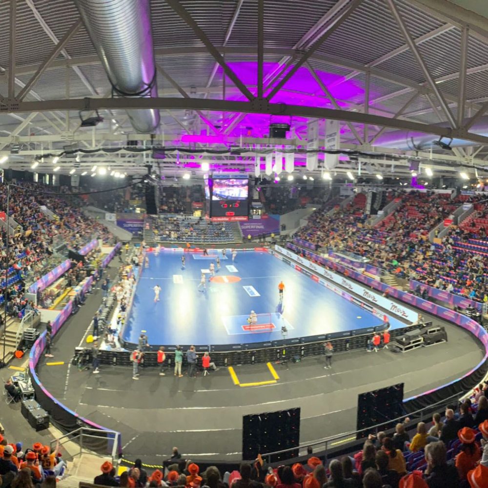 winkler-unihockey-superfinal-5.jpeg__1500x1000.0_q85_HIGH_RESOLUTION_crop-smart_subsampling-2_upscale@2x